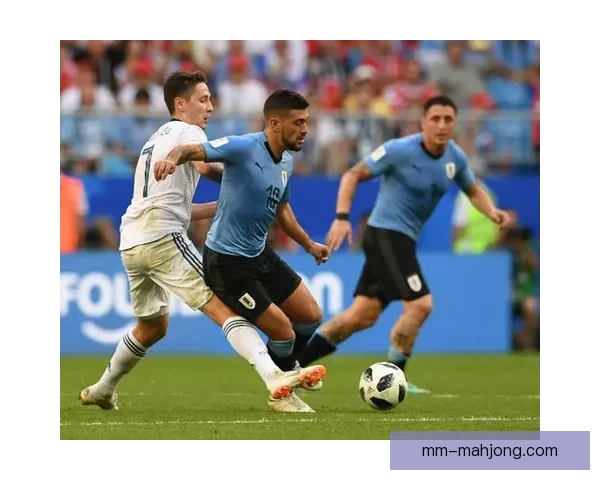 乌拉圭球员与球迷美洲杯看台冲突引发广泛关注及热议