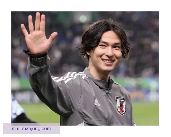 南野拓实精准推射助球队扩大比分锁定胜局